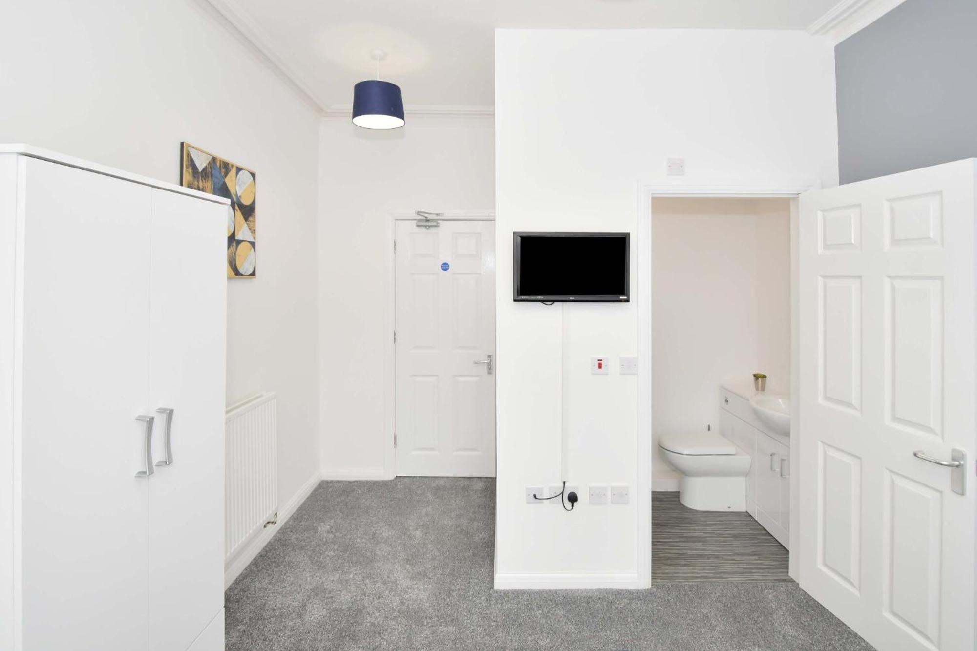 Villa Townhouse @ 86 Brooklyn Street Crewe Extérieur photo